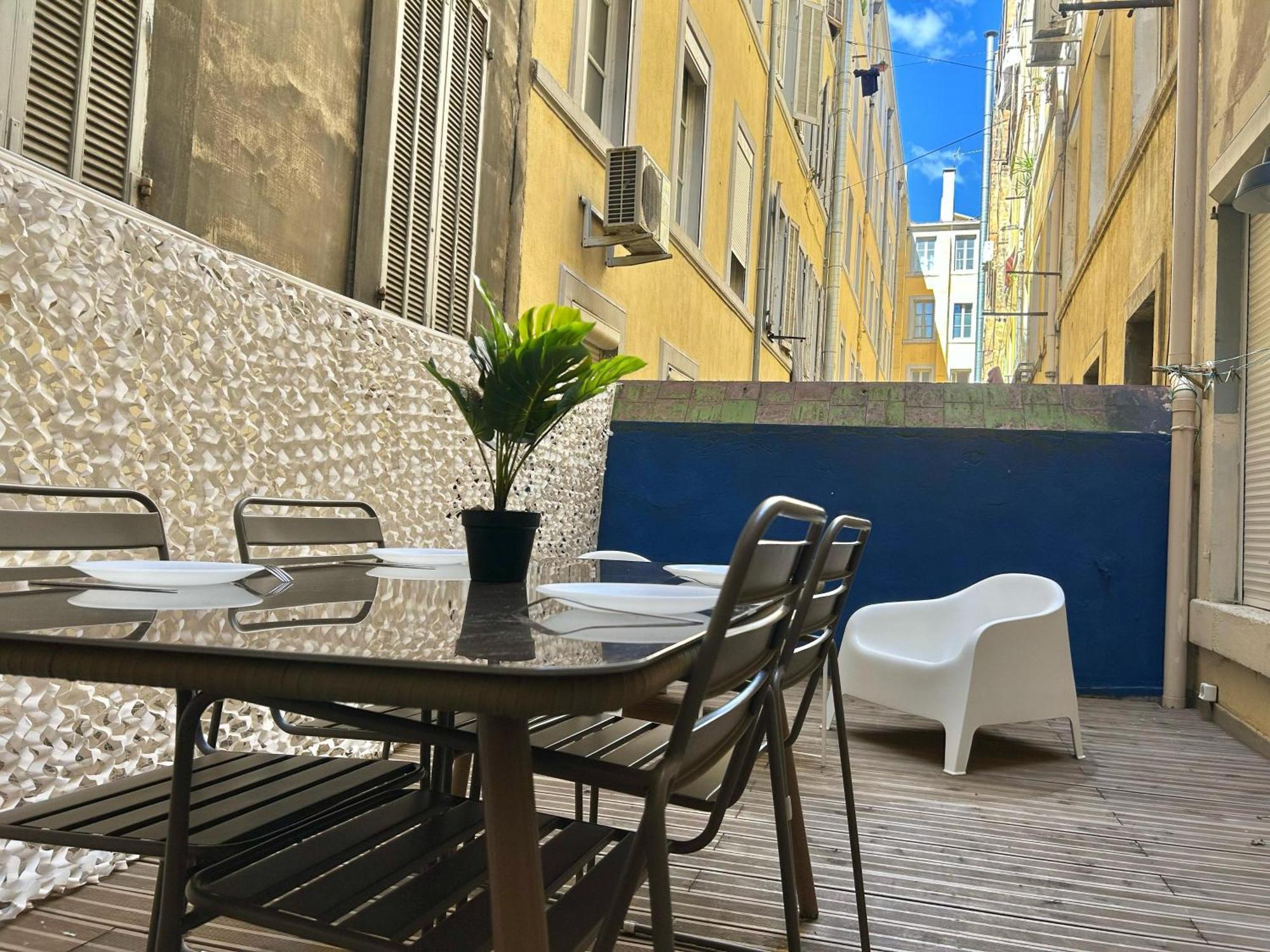 Chez Marie Et Romain- Appartement De Charme Au Coeur De La Joliette Proche Panier Centre Ville Μασσαλία Εξωτερικό φωτογραφία